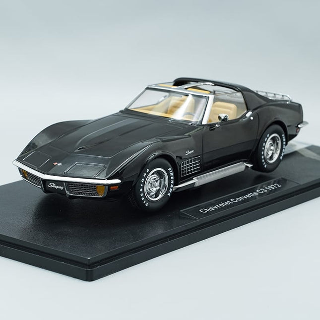 KK Scale Corvette C3 1972 Convertible 1:18 Diecast Model Car - detailed collector display model