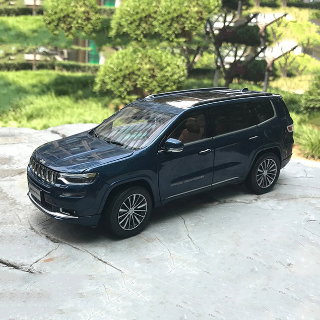 YX Car Model Jeep Grand Commander Blue 1:18 Diecast Model Car - detailed collector display model