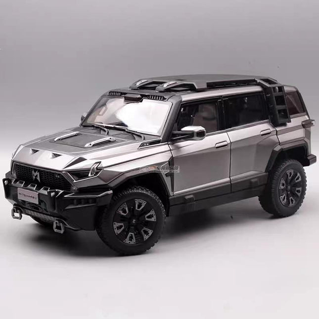 Original Manufacturer Dongfeng M-Hero 917 Mengshi 917 Silver 1:18 Diecast Model Car - detailed collector display model