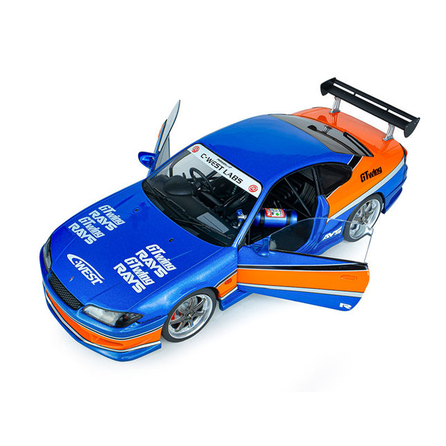 Solido Nissan Silvia S15 Spec S 1:18 Diecast Model Car - studio product photo of the scale model