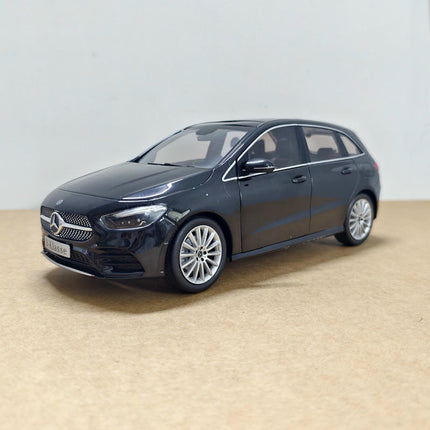 Original Manufacturer Mercedes-Benz B-Class MPV Black 1:18 Diecast Model Car - detailed collector display model