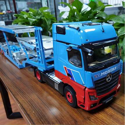 NZG Mercedes-Benz Actros GigaSpace Double-Decker Trailer 1:18 Diecast Model Bus - collector edition scale model