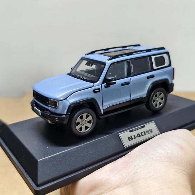Original Factory Model Beijing BJ Series 1:43 Diecast Model Car - studio product photo of the scale model