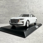 Hongqi H9 Luxury Sedan White 1:18 Diecast Model Car - detailed collector display model