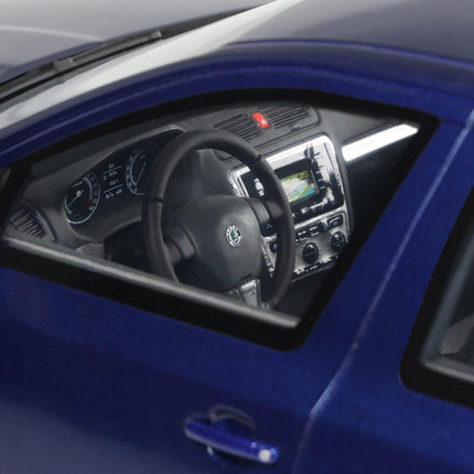 Skoda Octavia RS 2.0 TFSi 2006 Race Blue Metallic Otto Mobile 1:18 OT478 With Custom Plates