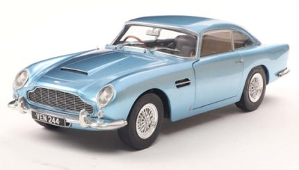 1:18 scale blue classic coupe diecast model car with chrome detailing and wire wheels