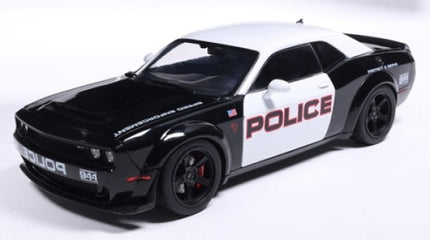 1:18 scale diecast black and white police model car with 'POLICE' text and detailed rims