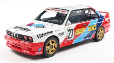 1:18 scale diecast BMW M3 E30 racing car model with Valvoline livery and gold wheels