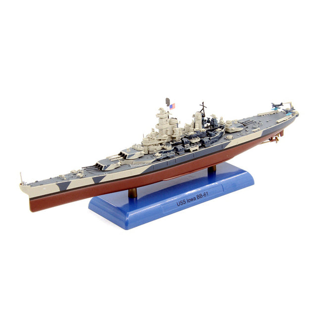 https://cdn.shopify.com/s/files/1/0567/1364/2151/products/USS-Iowa-BB-61-Battleship-1-1000-Scale-Diecast-Model.jpg?v=1670522557