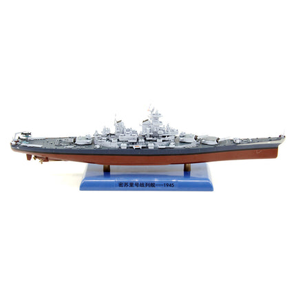 https://cdn.shopify.com/s/files/1/0567/1364/2151/products/USS-Missouri-BB-63-Battleship-1-1000-Scale-Diecast-Model.jpg?v=1670522941