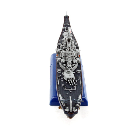 https://cdn.shopify.com/s/files/1/0567/1364/2151/products/USS-New-Jersey-BB-62-Battleship-1-1000-Scale-Diecast-Model-1.jpg?v=1670523227