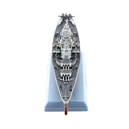 https://cdn.shopify.com/s/files/1/0567/1364/2151/products/USS-Washington-BB-56-Battleship-1-1000-Scale-Diecast-Model-3.jpg?v=1670523728