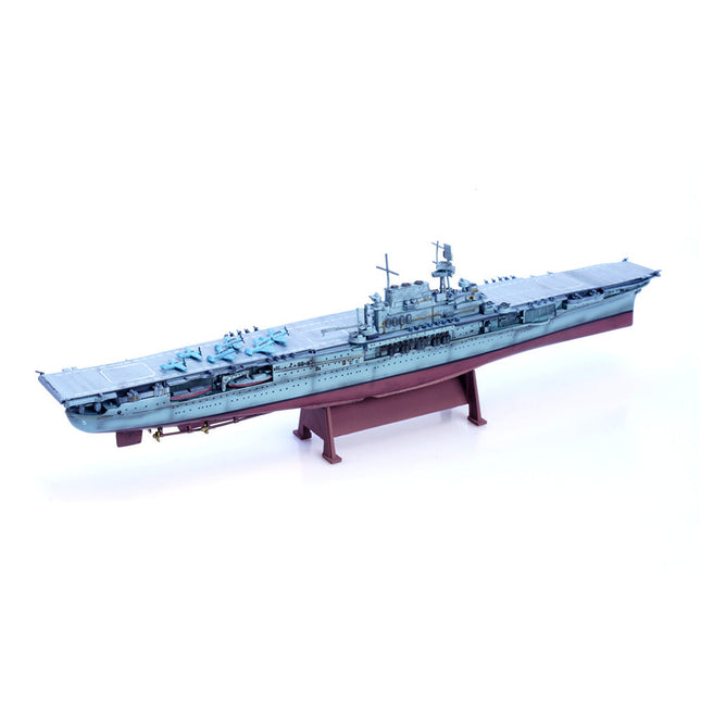https://cdn.shopify.com/s/files/1/0567/1364/2151/products/USS-Yorktown-CV-5-Aircraft-Carrier-1-1000-Scale-Diecast-Model.jpg?v=1671603105