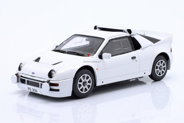 https://automodele.eu/environment/cache/images/productGfx_750570_0_0/WB124211-Ford-RS-200-1984-White-WhiteBox-124.jpg