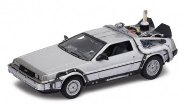 1:18 scale silver DeLorean diecast model car with detailed futuristic features