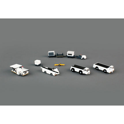 https://cdn.shopify.com/s/files/1/0504/9925/6496/products/airport-support-equipment-set-of-10-pieces-gemini-200-series-diecast-models-by-geminijets-831071.jpg?v=1748420538
