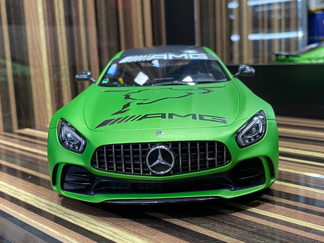 Minichamps Mercedes-Benz AMG GTR 2017 1:18 Green Diecast Model Car - studio product photo of the scale model