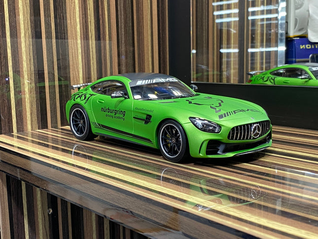 Minichamps Mercedes-Benz AMG GTR 2017 1:18 Green Diecast Model Car - detailed collector display model