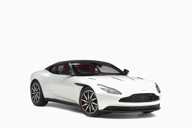 https://www.mydiecastcars.com/wp-content/uploads/2023/01/aston-martin-db11-white-autoart-4.jpg