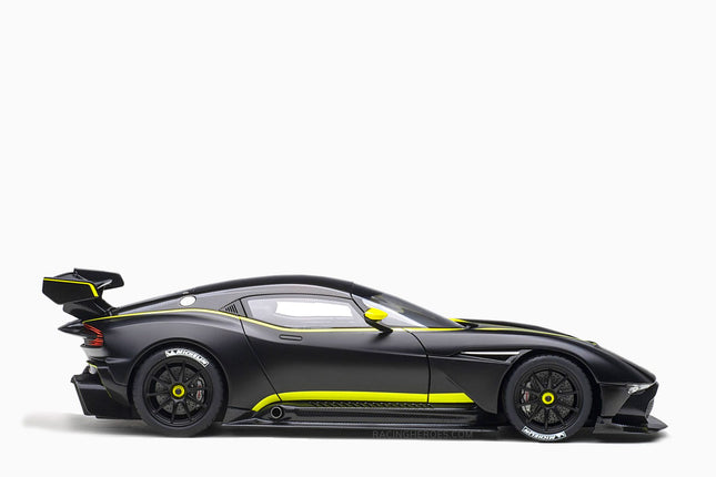 https://www.mydiecastcars.com/wp-content/uploads/2022/06/aston-martin-vulcan-matt-black-autoart-2.jpg