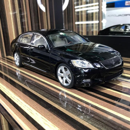 AUTOart 1:18 Lexus GS430 black diecast model car front side view