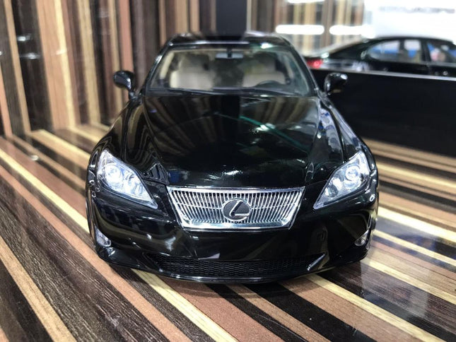 AutoArt Lexus IS350 2005 Black 1:18 Diecast Model Car - studio product photo of the scale model