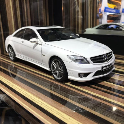 https://cdn.shopify.com/s/files/1/1786/0103/products/autoartmercsl63white1.jpg?v=1756304203