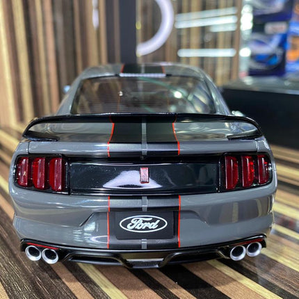 AutoArt Ford Mustang Shelby GT500 Grey 1:18 Diecast Model Car - collectible scale model car