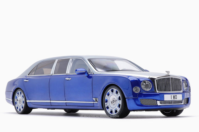 https://www.mydiecastcars.com/wp-content/uploads/2020/05/bentley-mulsanne-limousine-blue-silver-1w.jpg