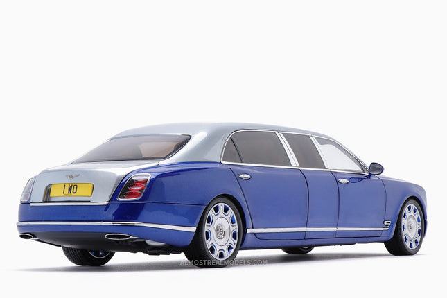 https://www.mydiecastcars.com/wp-content/uploads/2020/05/bentley-mulsanne-limousine-blue-silver-2w.jpg