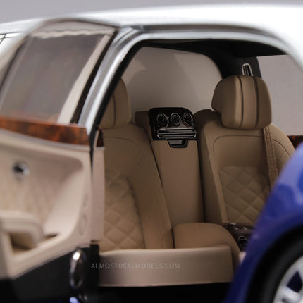 https://www.mydiecastcars.com/wp-content/uploads/2020/05/bentley-mulsanne-limousine-blue-silver-5w.jpg
