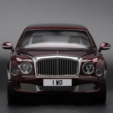 https://www.mydiecastcars.com/wp-content/uploads/2020/09/bentley-mulsanne-limousine-burgundy-6w.jpg
