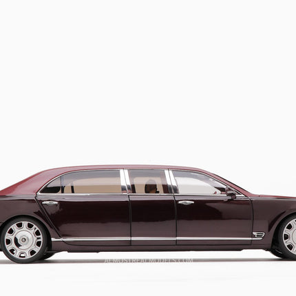 https://www.mydiecastcars.com/wp-content/uploads/2020/06/bentley-mulsanne-limousine-light-claret-red-dark-red-3w.jpg