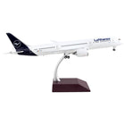 https://cdn.shopify.com/s/files/1/0504/9925/6496/products/boeing-787-9-commercial-aircraft-lufthansa-white-with-blue-tail-gemini-200-series-1200-diecast-model-airplane-by-geminijets-857552.jpg?v=1748420744