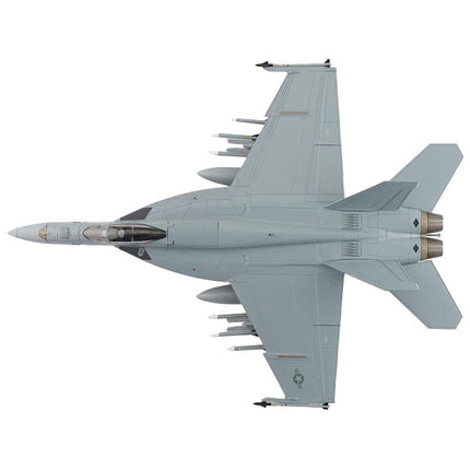 https://cdn.shopify.com/s/files/1/0504/9925/6496/files/boeing-fa-18e-super-hornet-fighter-aircraft-dagger-united-states-navy-air-power-series-172-diecast-model-by-hobby-master-553525.jpg?v=1756086970