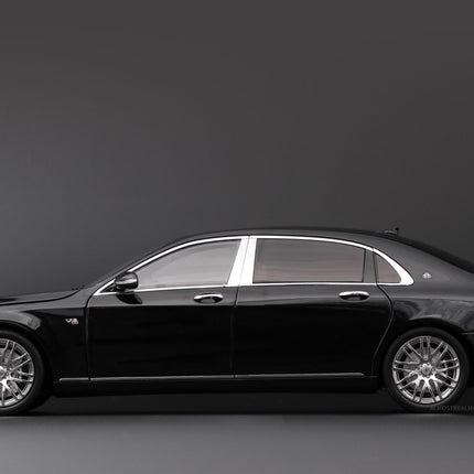 https://www.mydiecastcars.com/wp-content/uploads/2020/01/brabus-900-black-almost-real-1.jpg