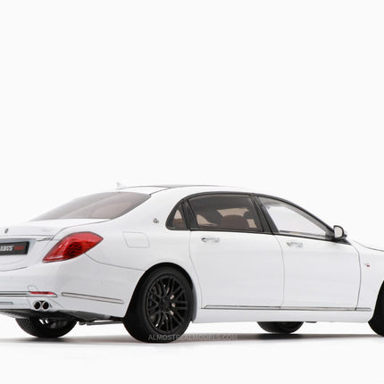 https://www.mydiecastcars.com/wp-content/uploads/2019/12/brabus-900-mercedes-white-2w.jpg