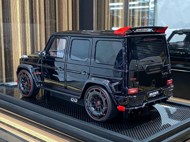 Motor Helix 1/18 Mercedes-Benz Brabus 900 Rocket Black & Carbon Resin Model - studio product photo of the scale model