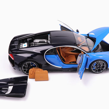 https://www.mydiecastcars.com/wp-content/uploads/2021/05/bugatti-chiron-autoart-4w.jpg