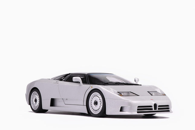 https://www.mydiecastcars.com/wp-content/uploads/2021/05/bugatti-eb110-autoart-1w.jpg