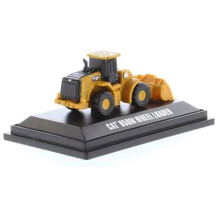 https://cdn.shopify.com/s/files/1/0504/9925/6496/products/cat-caterpillar-950m-wheel-loader-yellow-micro-constructor-series-diecast-model-by-diecast-masters-330593.jpg?v=1748421079