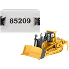https://cdn.shopify.com/s/files/1/0504/9925/6496/products/cat-caterpillar-d9t-track-type-tractor-with-operator-high-line-series-187-ho-scale-diecast-model-by-diecast-masters-849302.jpg?v=1748421196