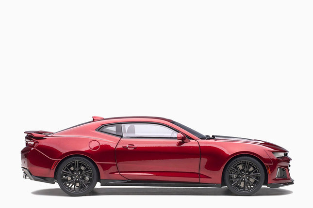 https://www.mydiecastcars.com/wp-content/uploads/2022/06/chevrolet-camaro-zl1-red-autoart-2.jpg