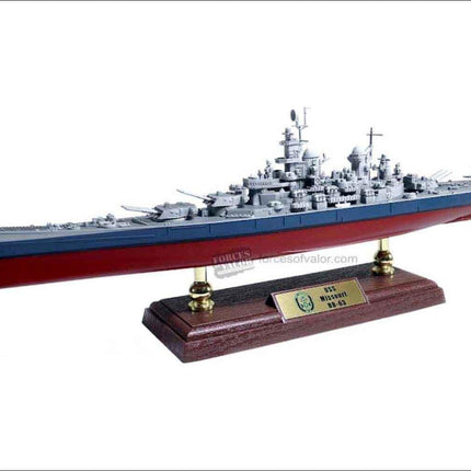 https://cdn.ecommercedns.uk/files/1/253921/5/39337015/diecast-uss-missouri-pacific-1.jpg