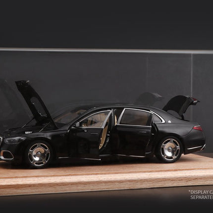 https://www.mydiecastcars.com/wp-content/uploads/2023/03/display-case-text.jpg
