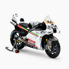 https://cdn.shopify.com/s/files/1/0020/8057/1504/files/ducati-desmosedici-gp23-93-marc-marquez-moto-gp-saint-marin-2024-nzg-klw0014-07.jpg?v=1779167526