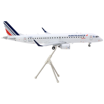 https://cdn.shopify.com/s/files/1/0504/9925/6496/files/embraer-erj-190-commercial-aircraft-air-france-hop-f-hbln-white-with-striped-tail-gemini-200-series-1200-diecast-model-airplane-by-geminijets-642136.jpg?v=1748405572