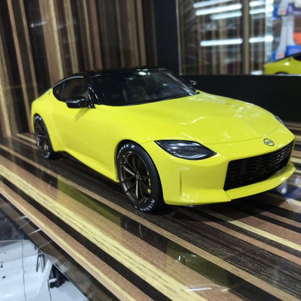 Nissan Fairlady Z Prototype GT Spirit 1:18 Yellow Resin Model Car - detailed collector display model