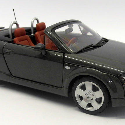 https://cdn.shopify.com/s/files/1/1524/5012/products/fjakhe2llz0_f15b8ea1-f039-44f3-addc-0e1dda6d3f40.jpg?v=1687090456
