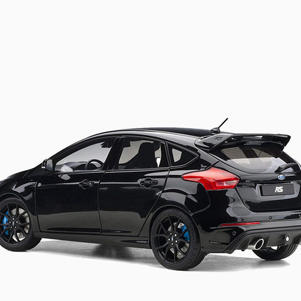 https://www.mydiecastcars.com/wp-content/uploads/2023/01/ford-focus-black-autoart-4.jpg